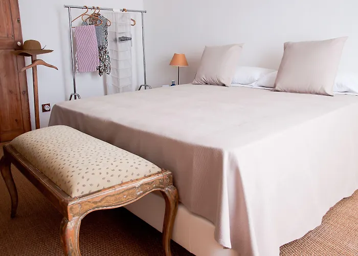 Hanoi Hotell Begur